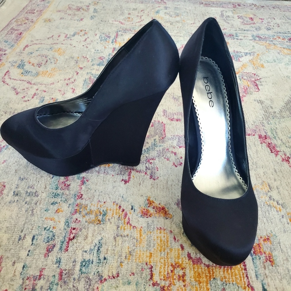 Babe Platform Satin Dress Wedges Size 9
